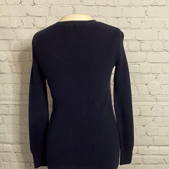 GAP long sleeve blue thermal shirt - Picture 3 of 7